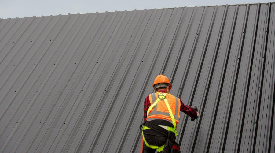 Professional gutter cleaning in Peebles, OH